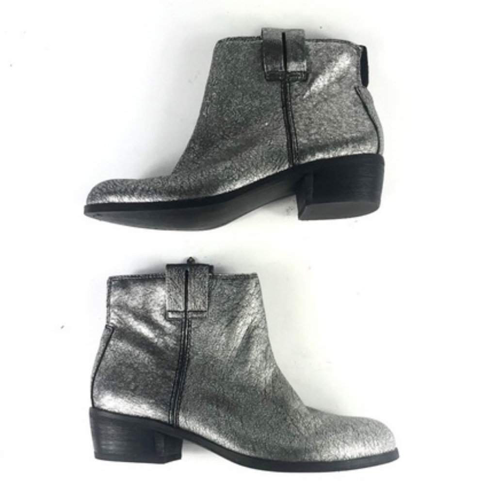 Sam Edelman Booties Size 8